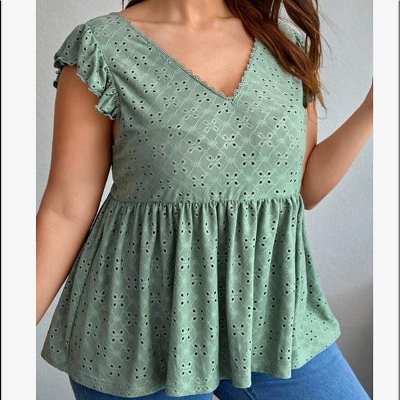 Plus Size Lace Eyelet Embroidered Back bow Top Blouse Shirt - Picture 13 of 14